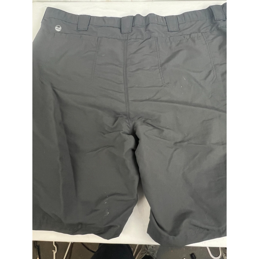Men’s Wrangler Flat Front Zip Fly Hiking Outdoor Cargo Shorts Size 48 Dark Gray - Picture 2 of 6
